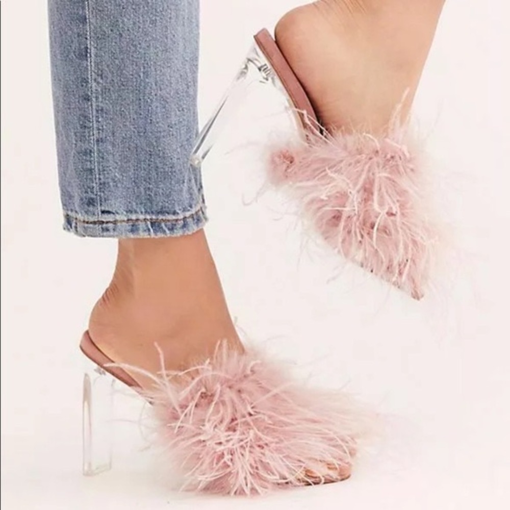NEW Jeffrey Campbell feather daisy heels